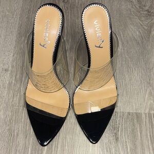 Vivianly Black and Tan Heels